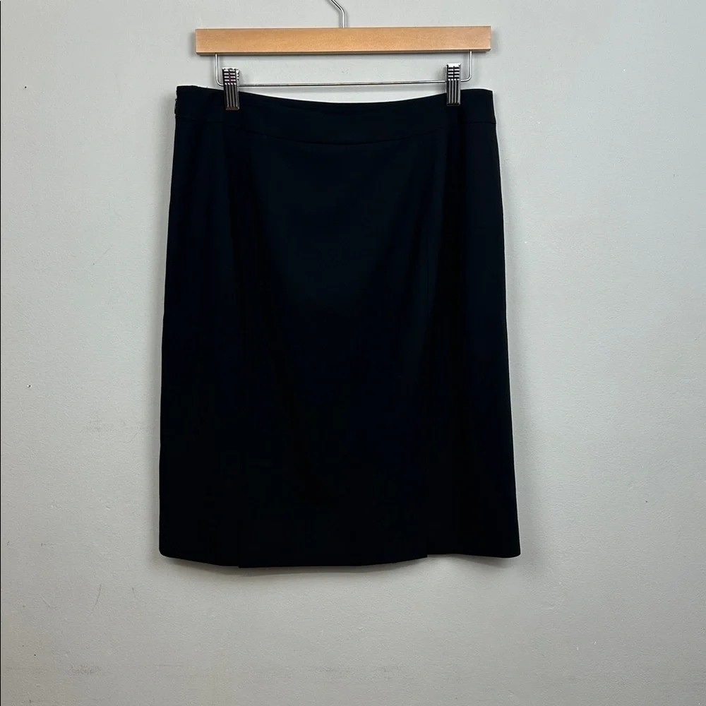 Lafayette 148 lightweight stretch Italian wool pencil black skirt Sz 10